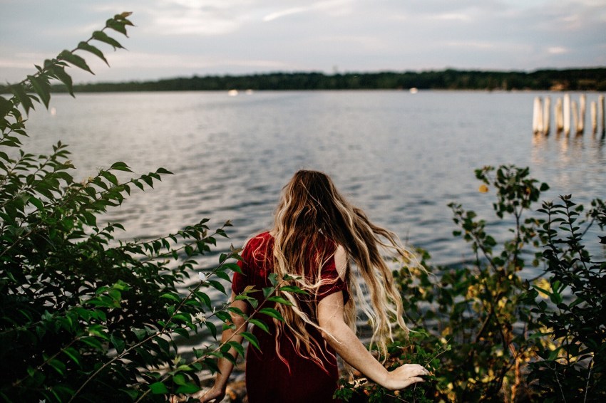 42 Self-Limiting Thoughts That Completely Destroy Our Potential (Without Us Even Realizing It)