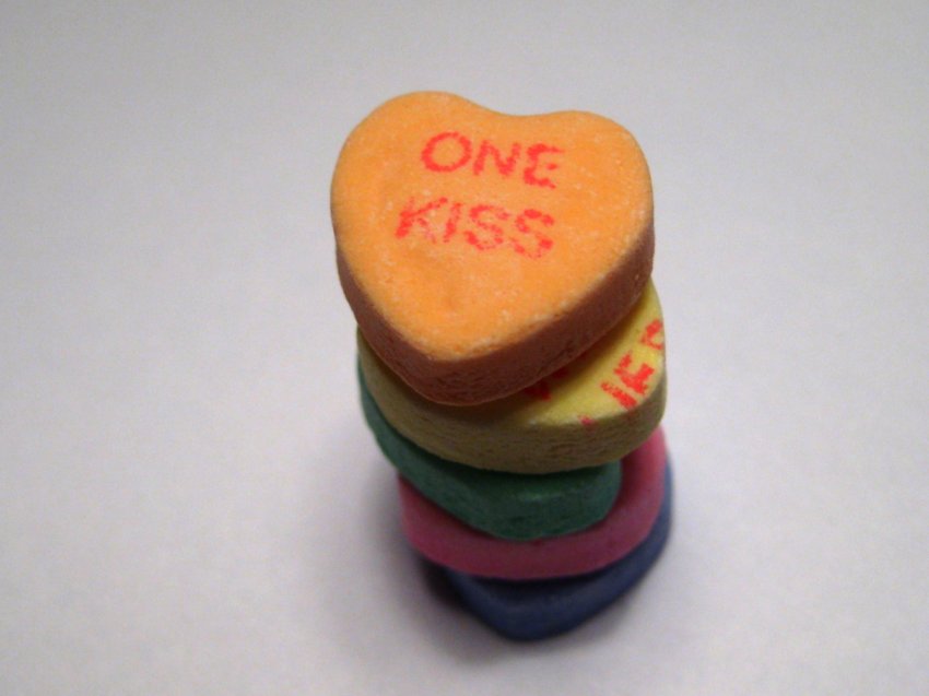 5 Things You Learn From A Good First Kiss