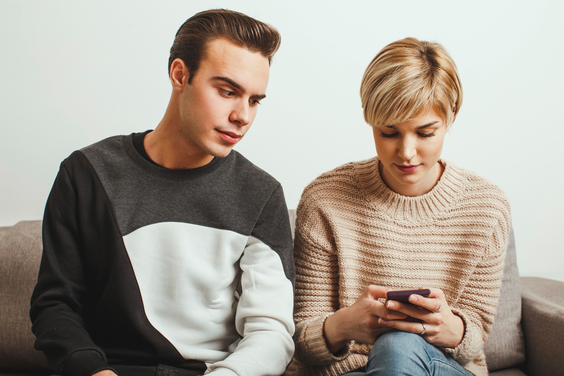 7 Signs You’re Stuck In Relationship Limbo