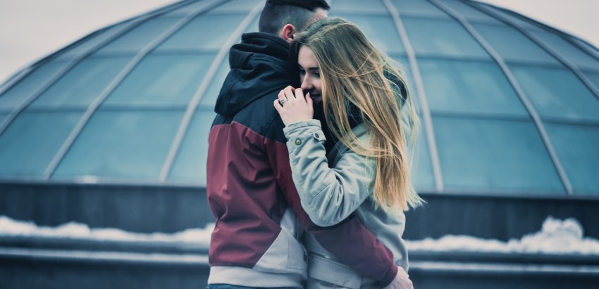 Why It’s Totally Okay To Be Clingy In Relationships