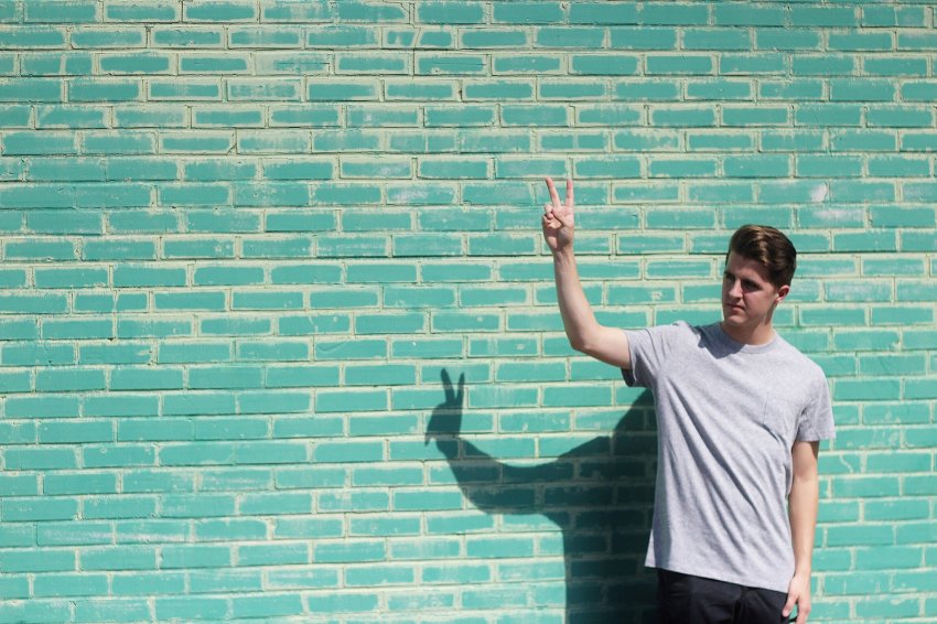 How To Tell If An ENTP Likes You (As Told By 22 ENTPs)