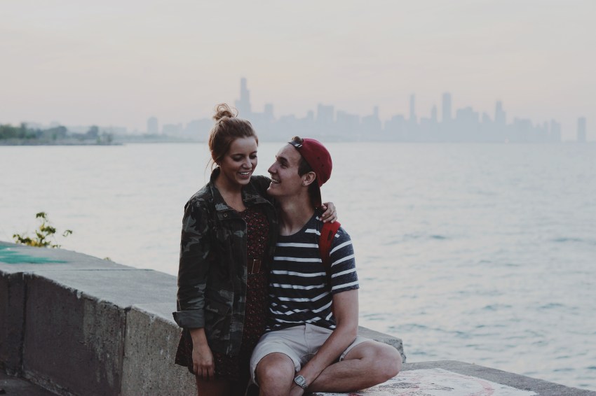 15 Guys Reveal The First Thing They Look For When Meeting A Buddy’s New Girlfriend