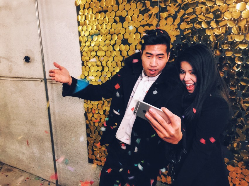 14 Signs He’s Interested (So You Can Stop Freaking Out)