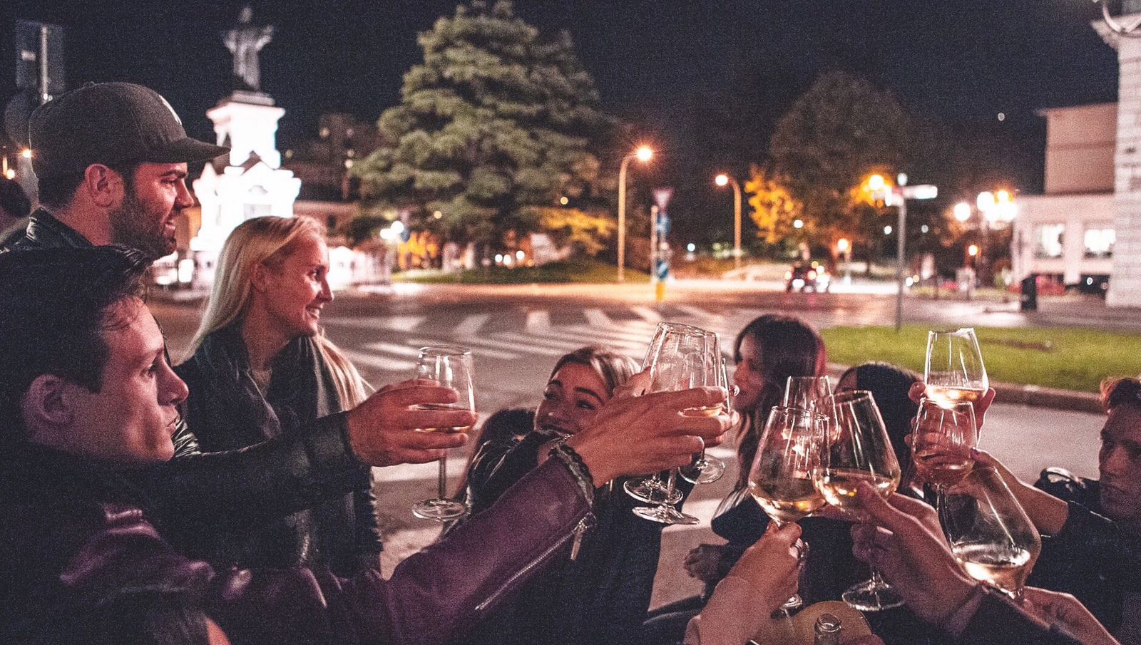 8 Fairytale Expectations About Love And The Realities You’ll Actually Face