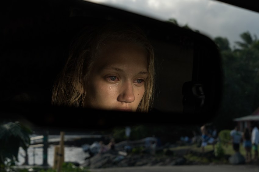 5 Signs He’s Just Not That Into You (And It’s Time To Move On Already)