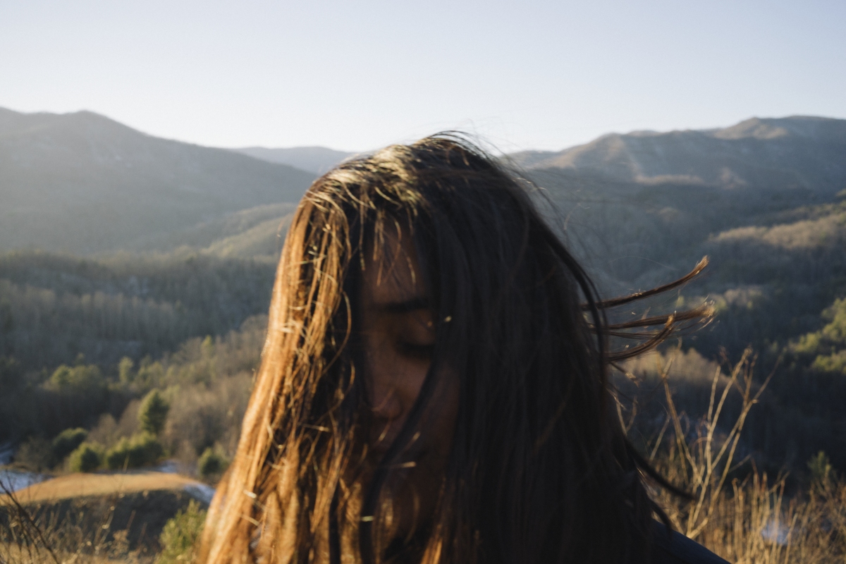 Being Vague About Your Feelings Will Make You Lose Her