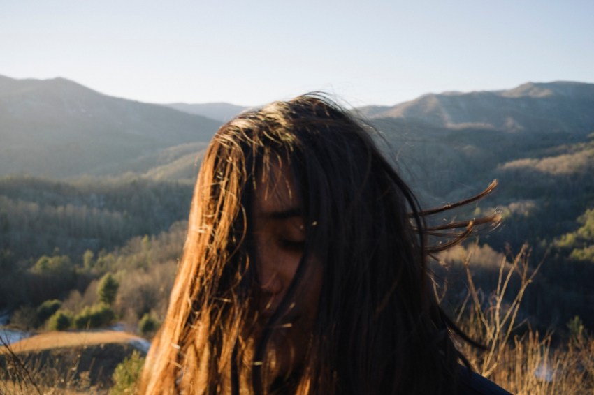 Being Vague About Your Feelings Will Make You Lose Her