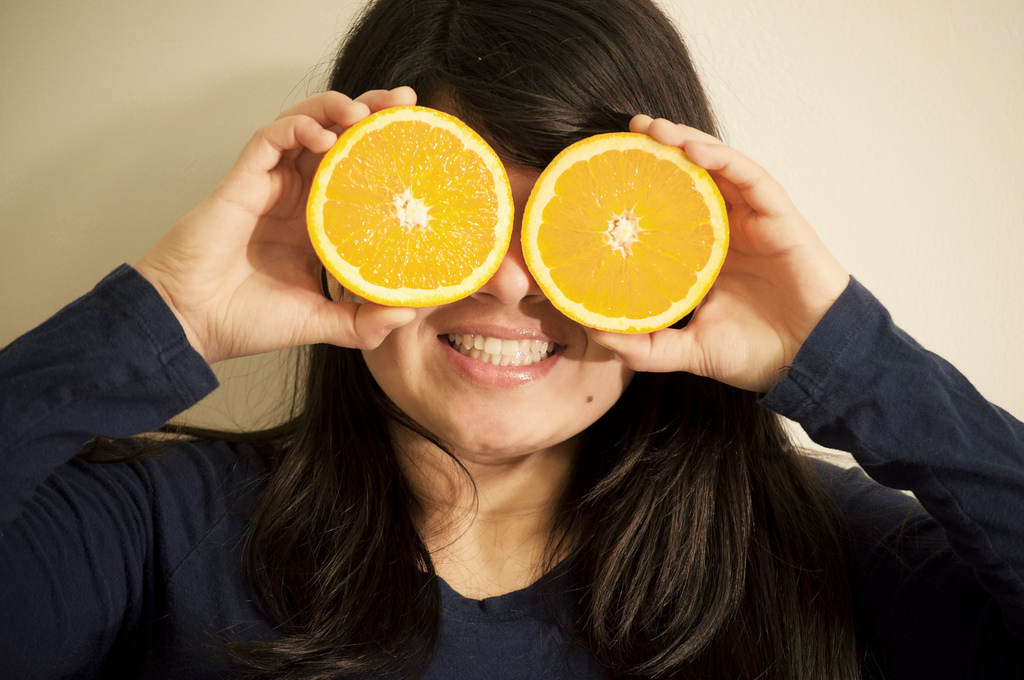 13 Perfect Reasons To Date The Low-Maintenance Girl