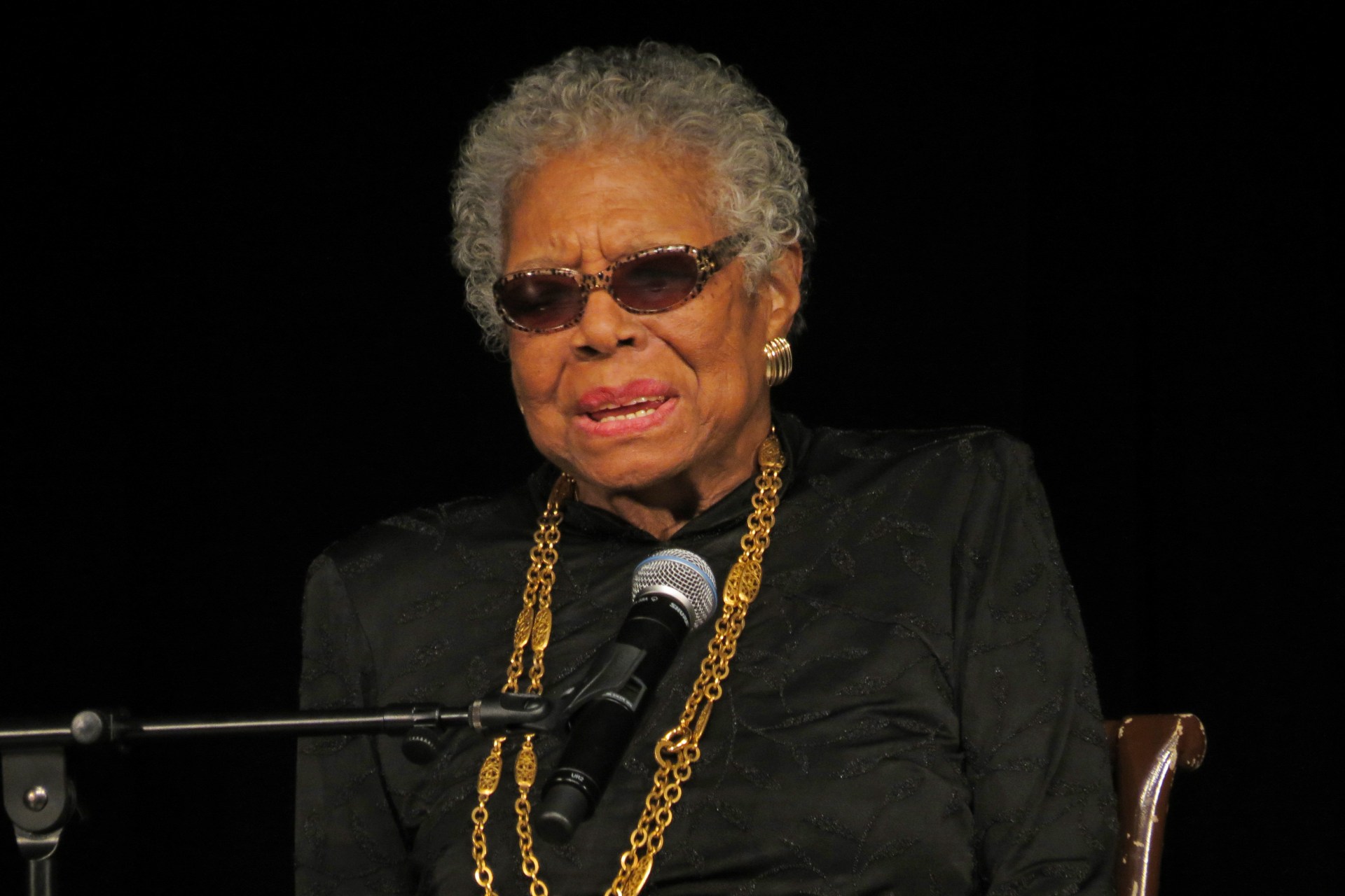 24 Maya Angelou Quotes That Will Both Inspire And Comfort You