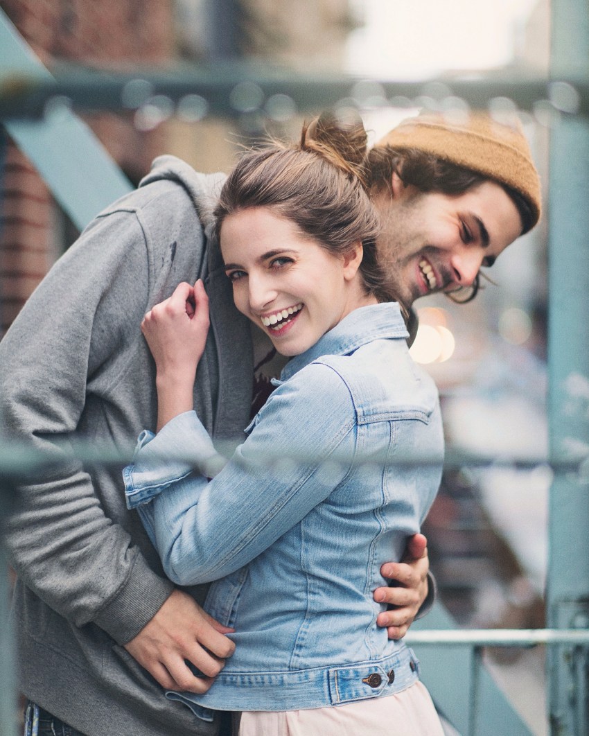 40 Micro Gestures Women Secretly Want Men To Do For Them Without Having To Ask