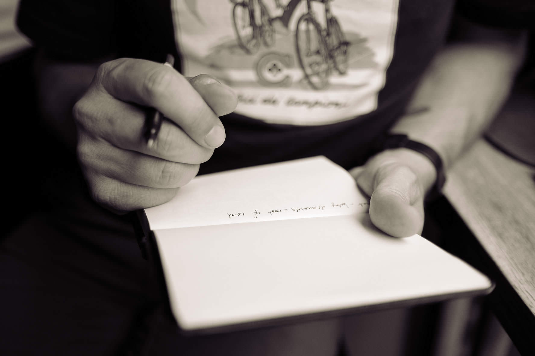 10 People Share The Heartbreaking Letter To Their Ex That They Never Had The Courage To Send