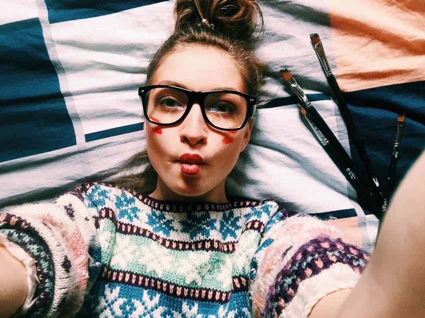 14 Men Reveal The Subtle Ways That A Woman Shows Them She Has Low Self Esteem