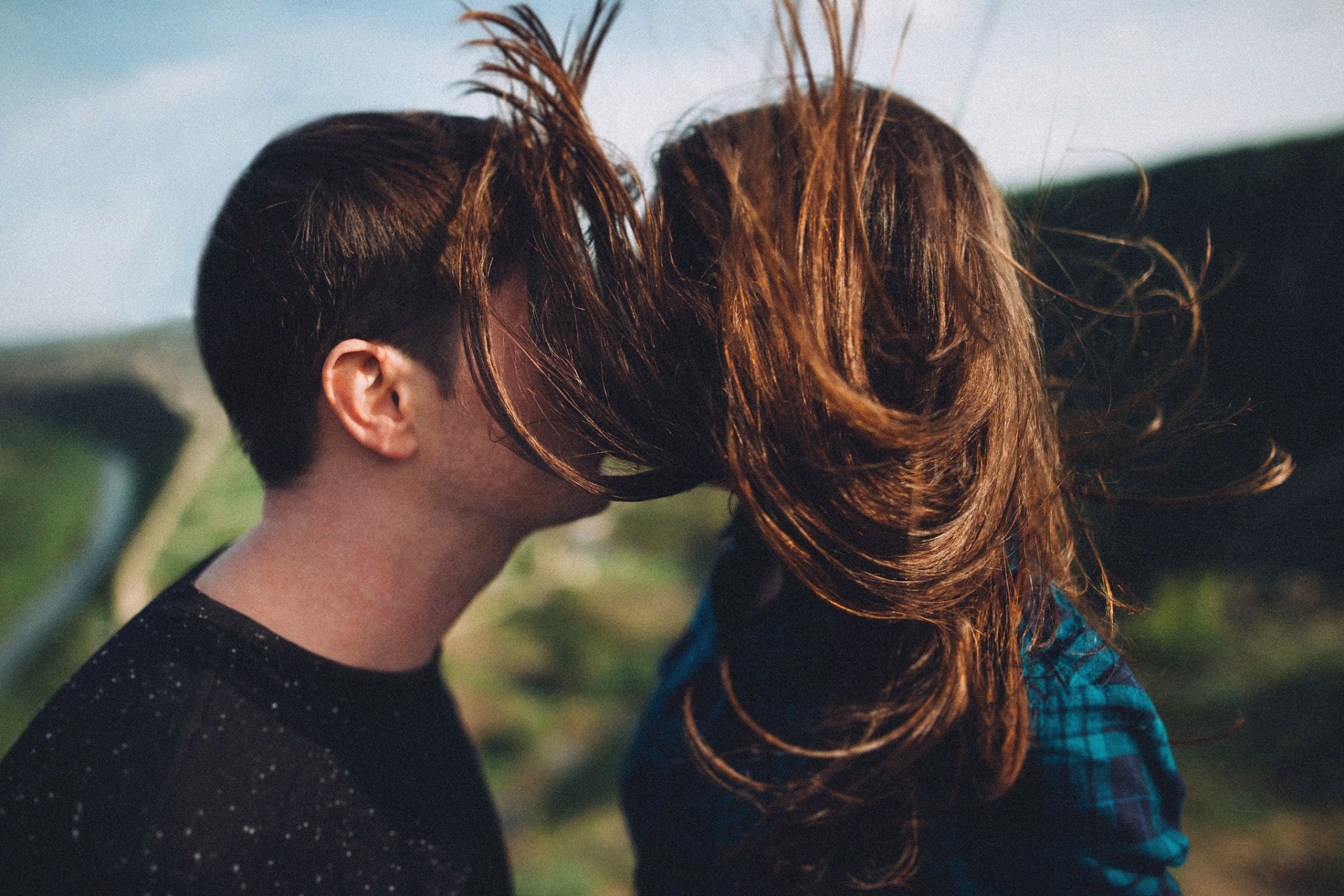 22 Tragic Signs Your ‘Almost Boyfriend’ Will Never Become Your Official Boyfriend