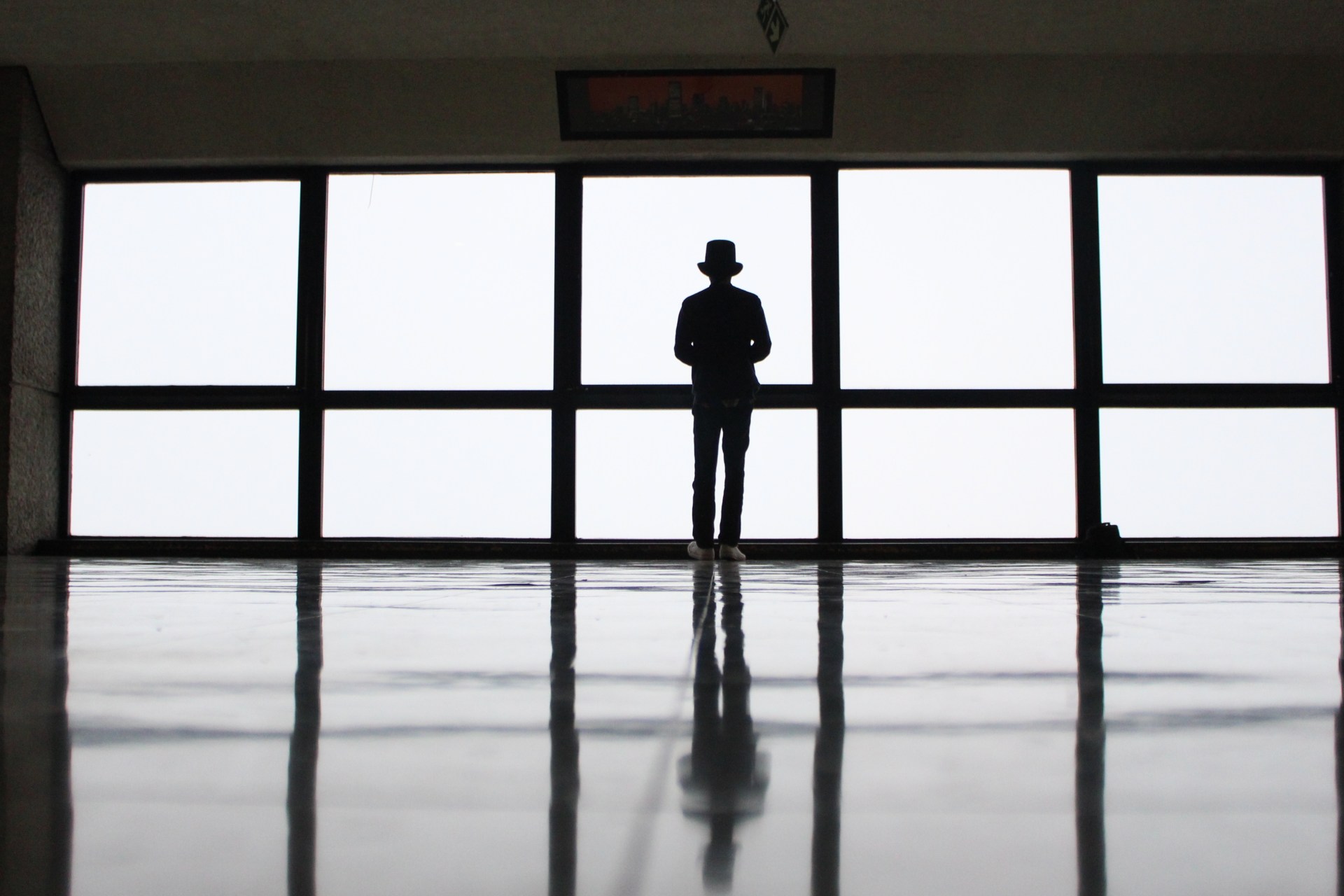 26 People Reveal The Strangest Thing They’ve Seen In The Middle Of Nowhere