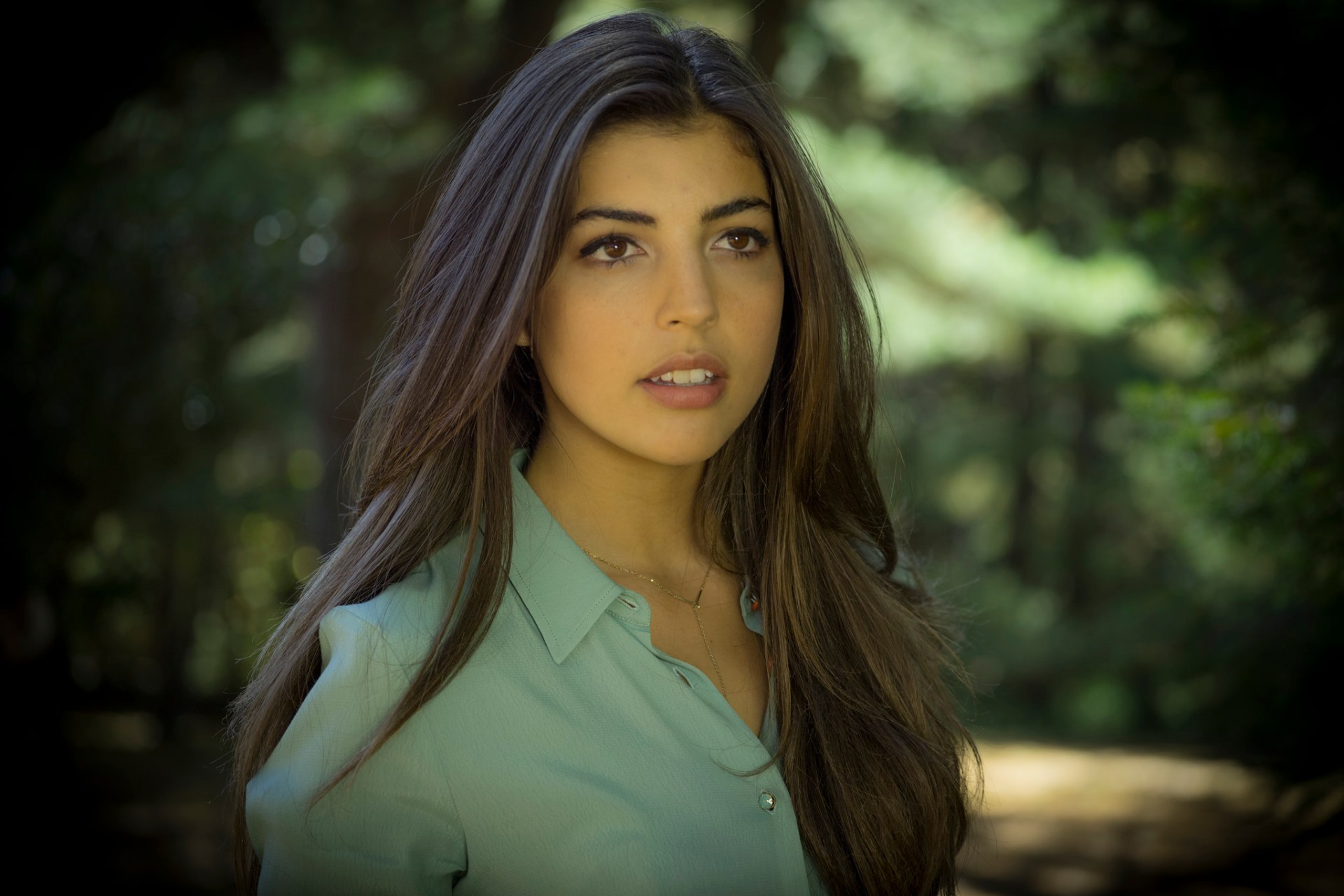 22 Signs You’re What’s Known As ‘Emotionally Vulnerable’