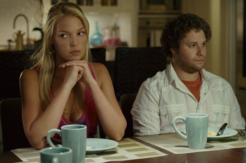 If Your Girlfriend Is Doing These 6 Subtle Things, She’s Starting To Think She Can Do Better