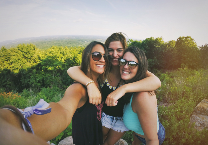 9 Kinds Of Profile Pictures Men Actually Respond To