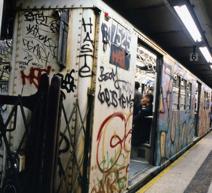 1981-train-doors-open