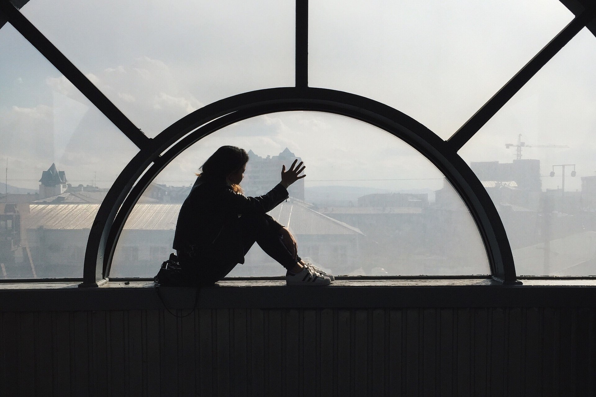 10 Things You Don’t Realize You’re Doing Because You’re Actually Insatiably Lonely