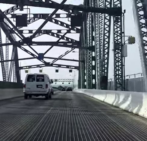 marine-parkway-bridge-driving-south