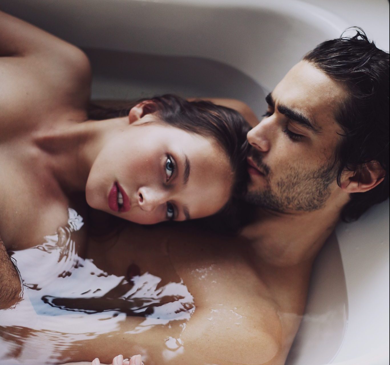 5 Dangerous Things That Happen To Your Brain When You Fall In Love – Especially With A Toxic Person