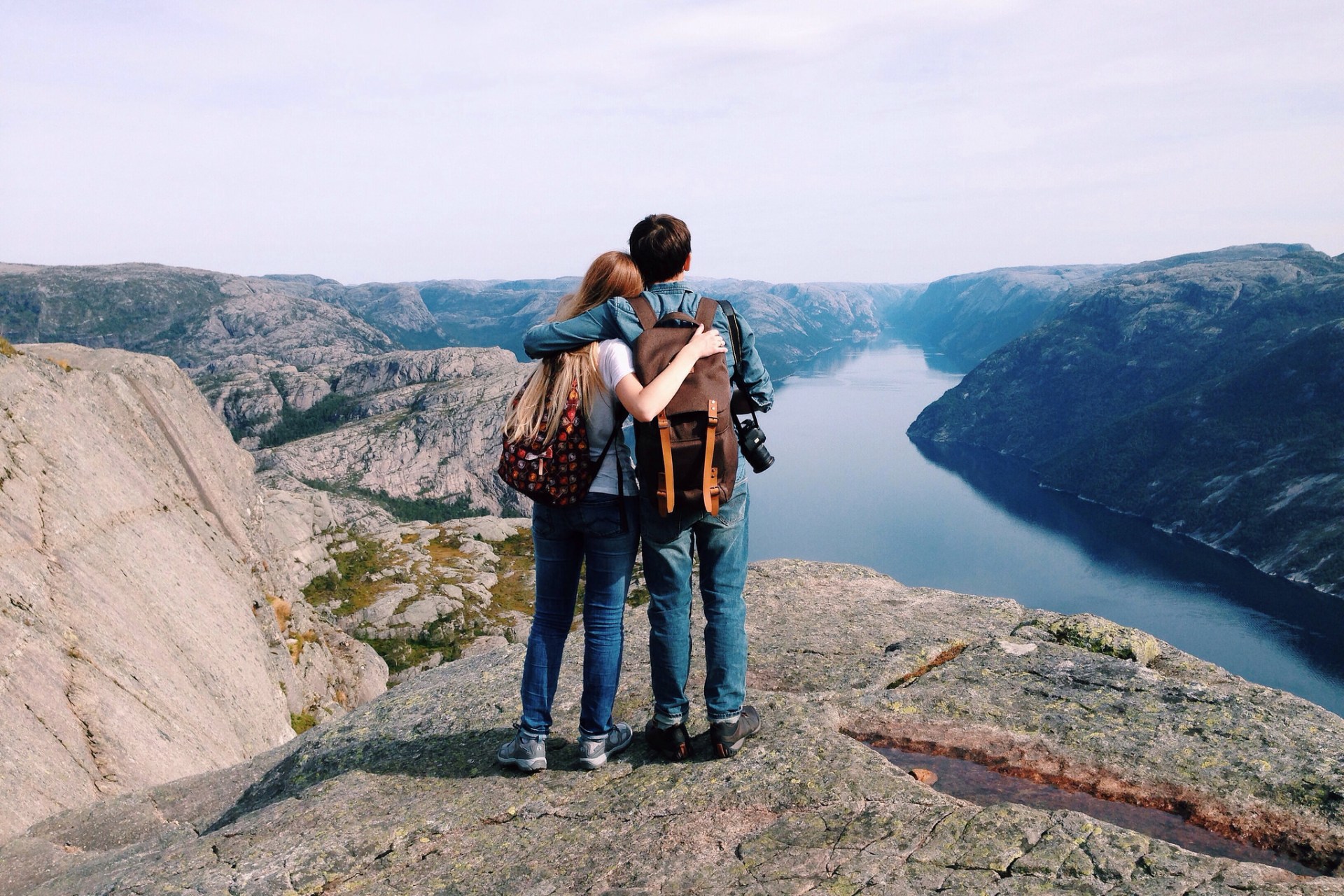 Here’s What Healthy Love Is (Because It’s Definitely Not A Fairytale)