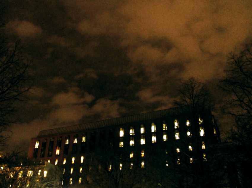 Don’t Stay In Room 301 At The Hawthorne Hotel – There’s Something Evil In There