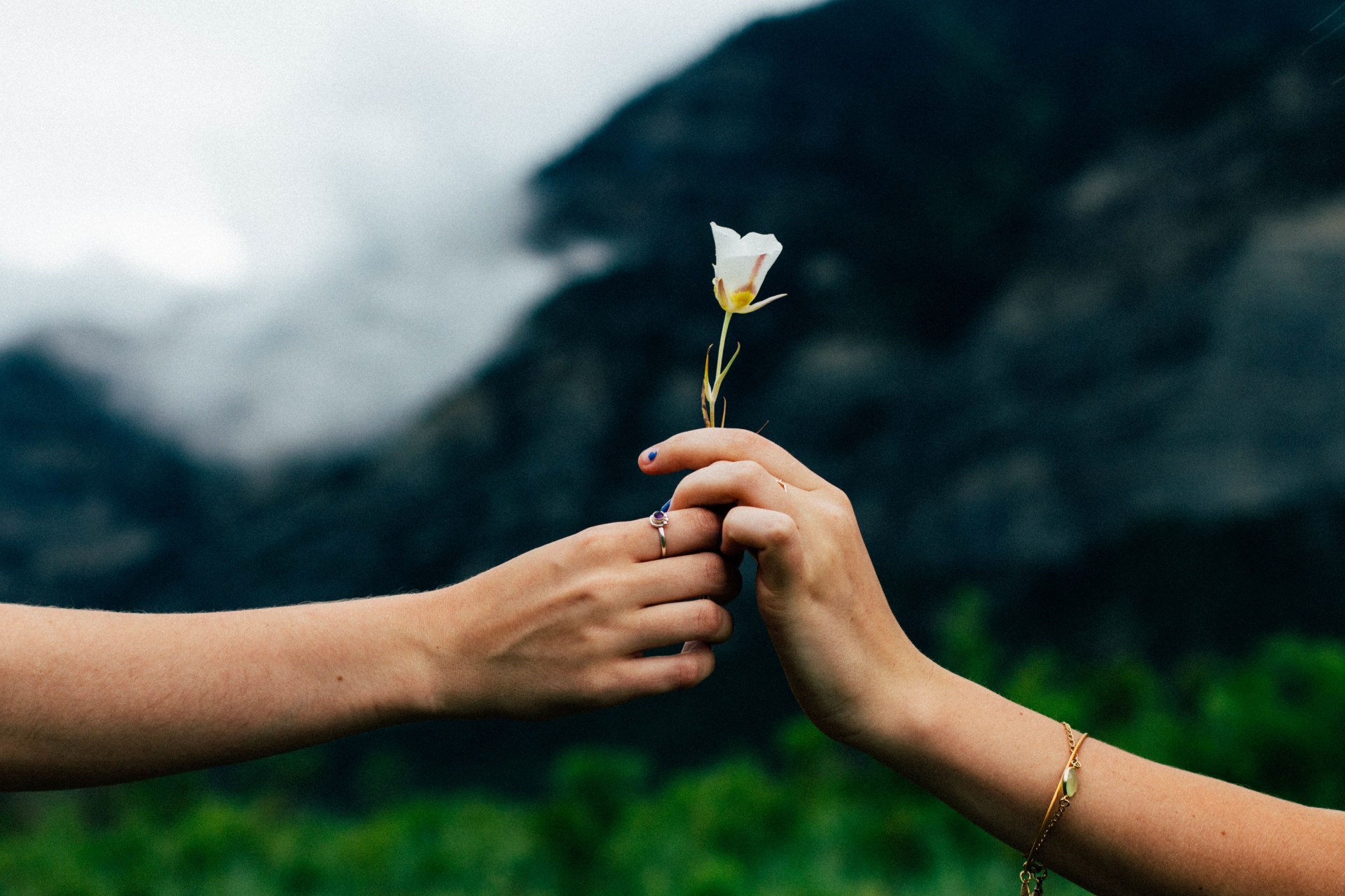How Each Personality Type Says ‘I Love You’