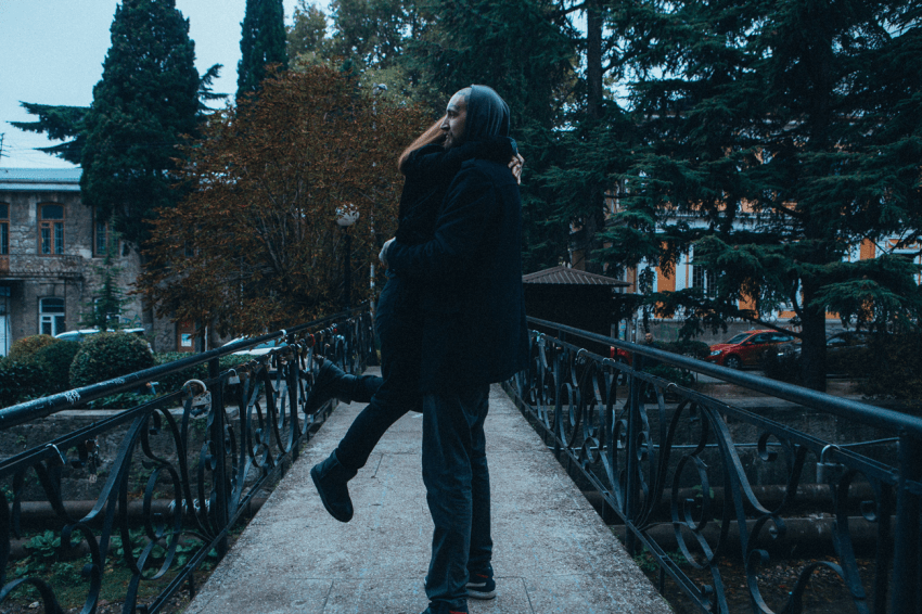 12 Reasons Long-Distance Relationships Might Not Be Easier But They’re Worth It
