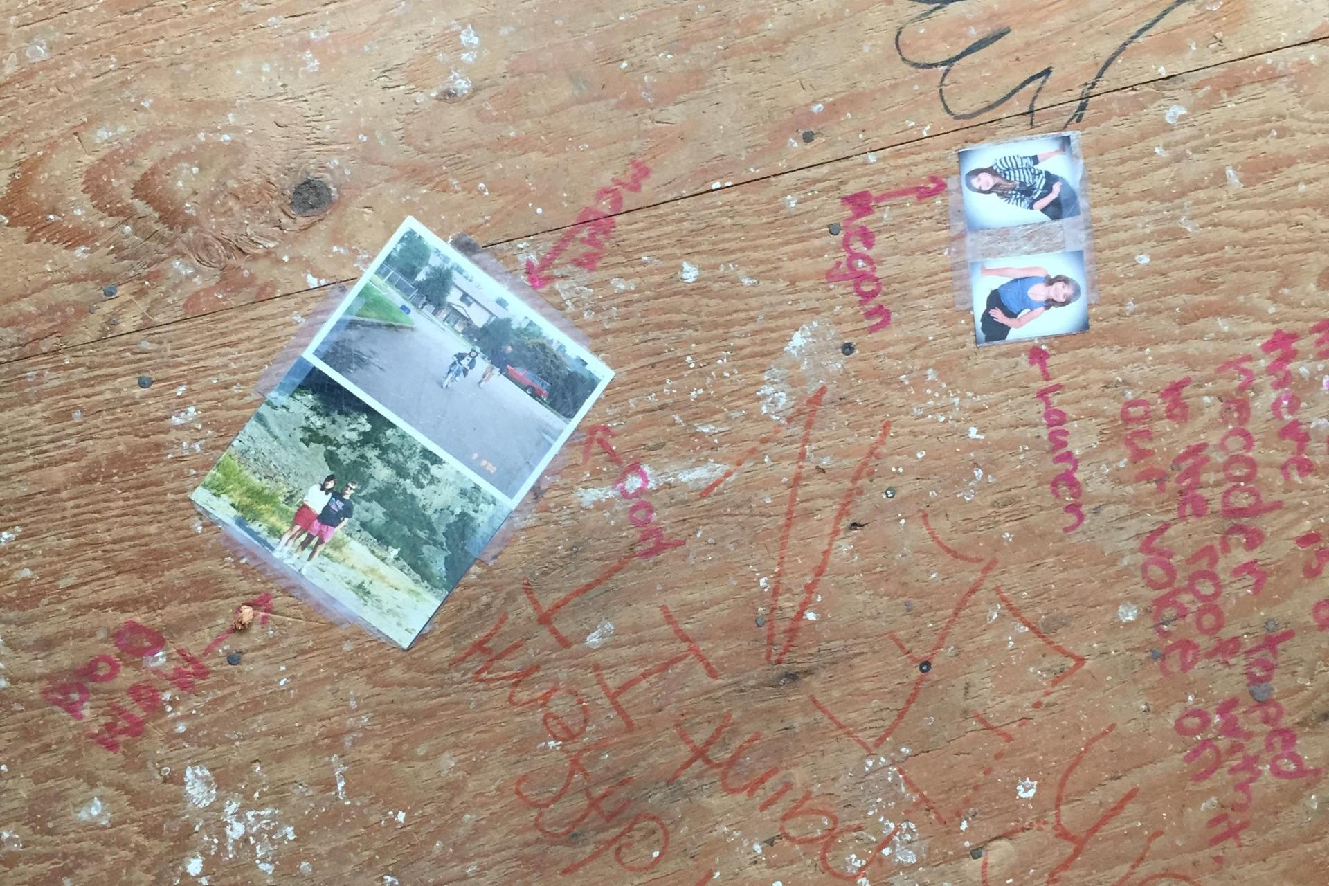 The Creepy Messages This Woman Found When Remodeling Her Room Are Terrifying
