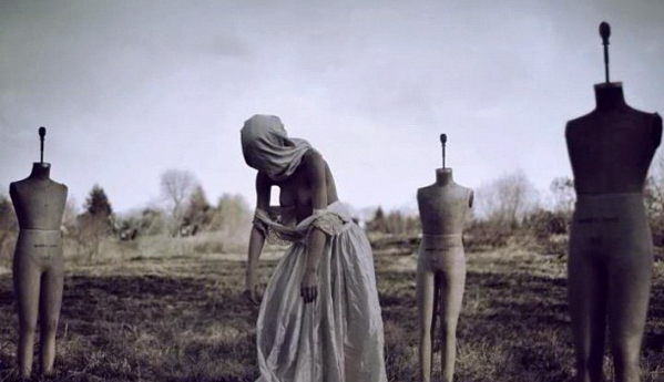 This Man With Sleep Paralysis Documents His Nightmares In Photographs And The Result Is Terrifying