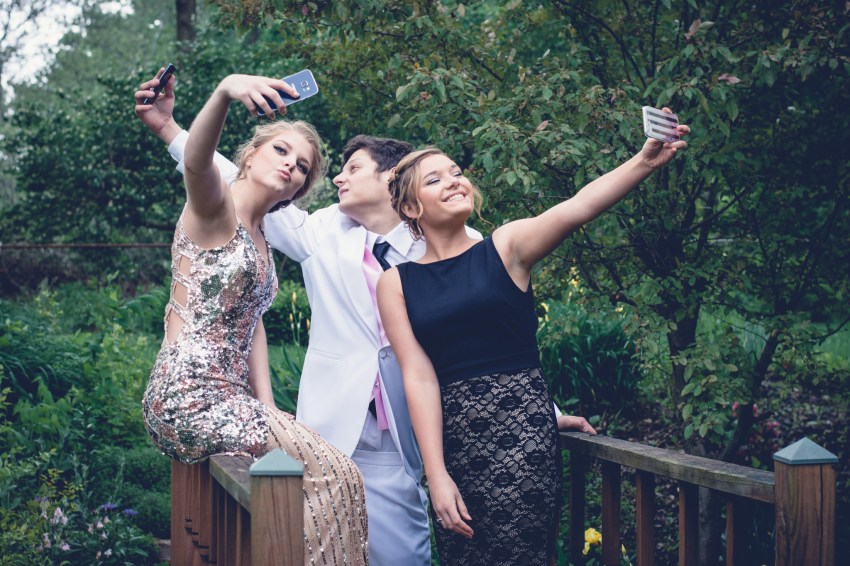 This Is What You’re Like On Social Media, Based On Your Zodiac Sign
