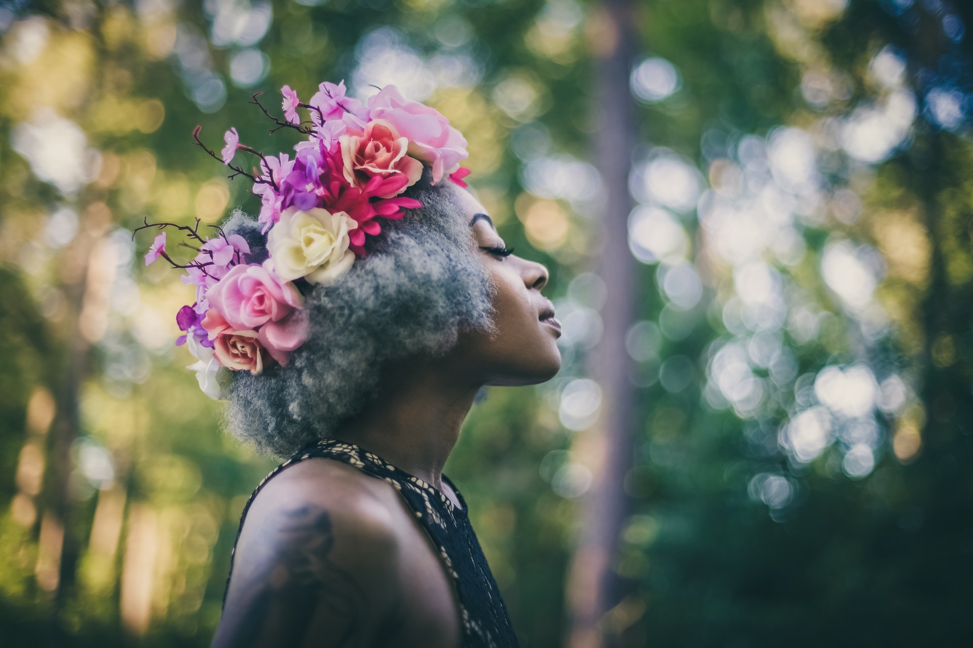 9 Ways Women Can Invoke Happiness in Themselves And Others