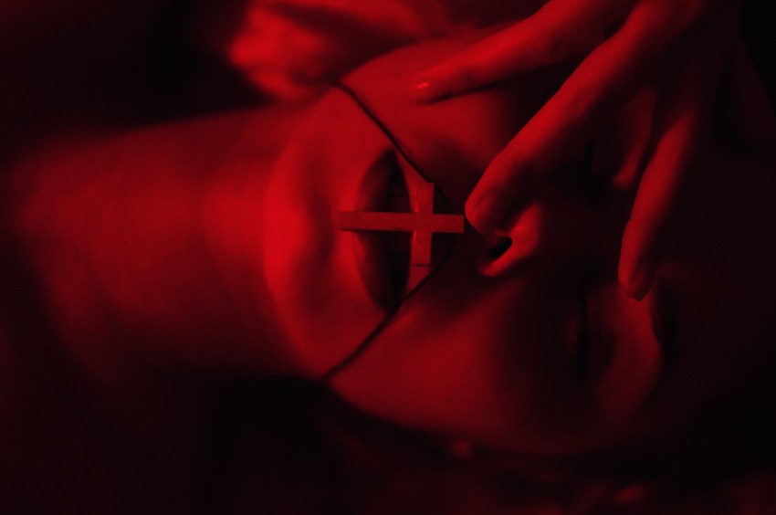 34 People Share The Most Disturbing, Messed Up Thing That Ever Happened In Their Own Hometown