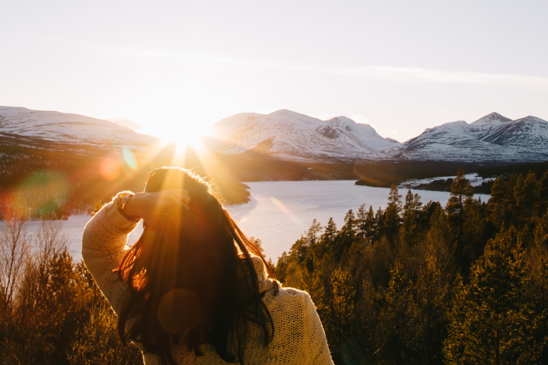 A Step-By-Step Guide To Shedding Your Emotional Baggage And Living Your Best Life