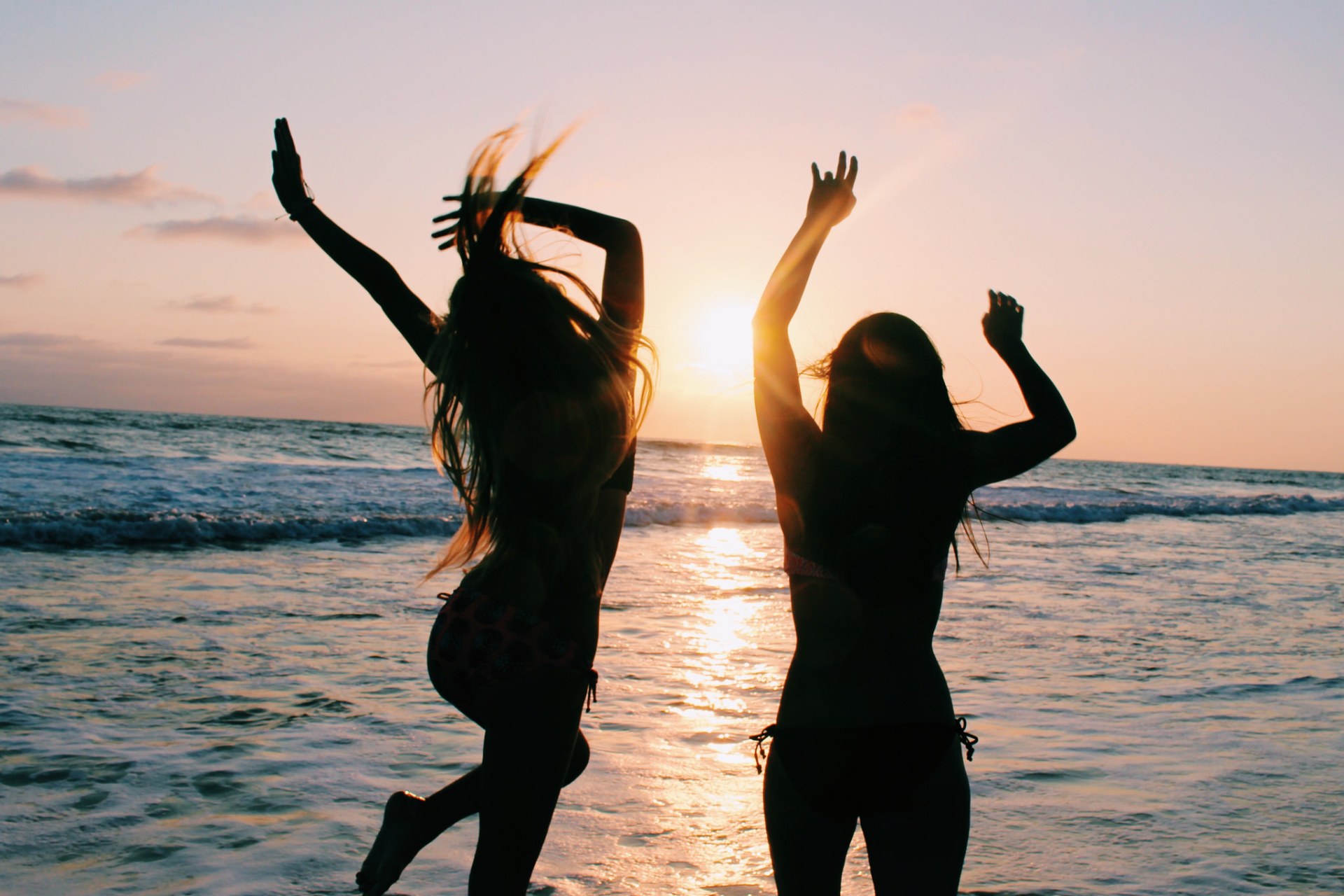 21 Men Share The Traits Girls Think Are Cute But Are Actually Annoying AF