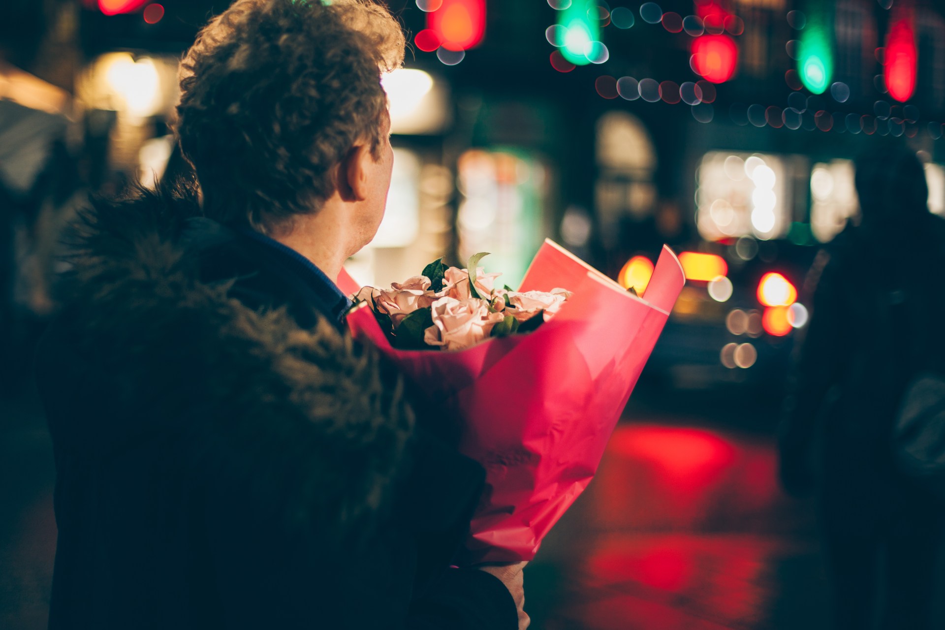 8 Ways Old Souls Date Differently