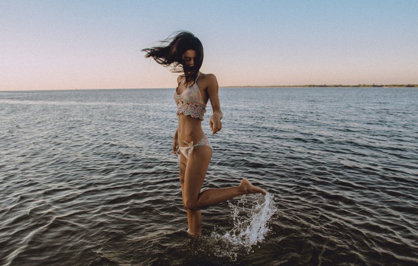 9 Non-Sexual Things That Make A Woman Sexy AF