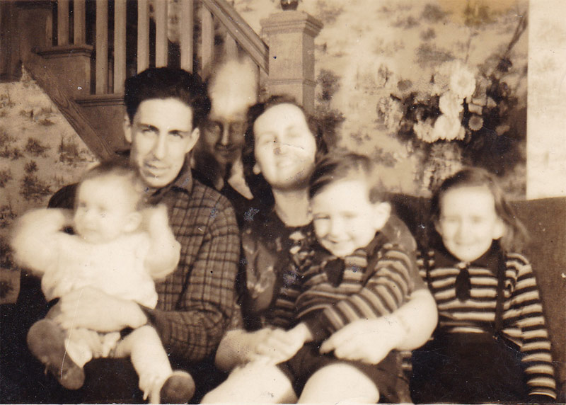 Is My Camera Haunted? 17 People Share A SUPER-Creepy Unexplained Photo They Took