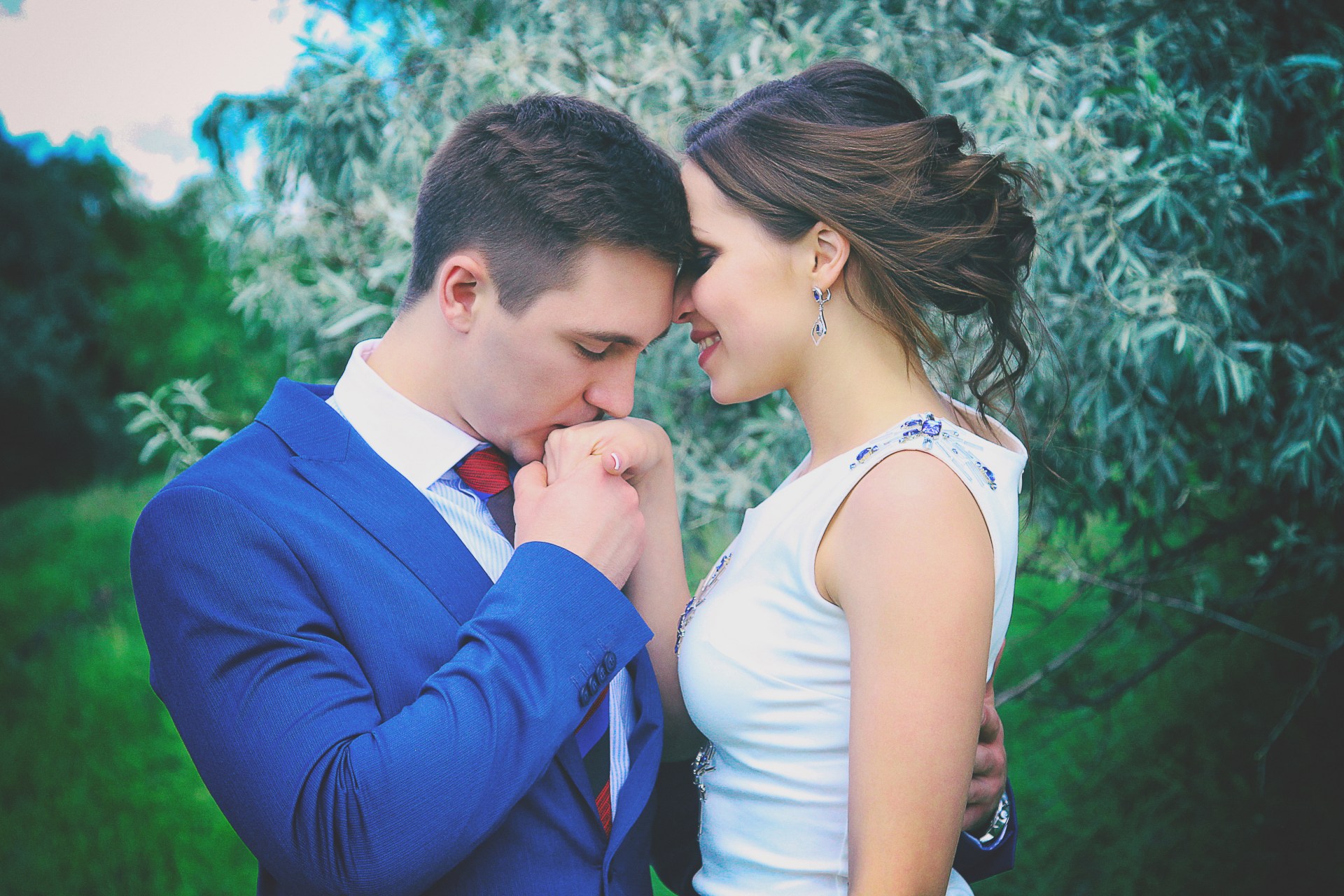 What It Means To Find Love At A Young Age When You’re An Old Soul