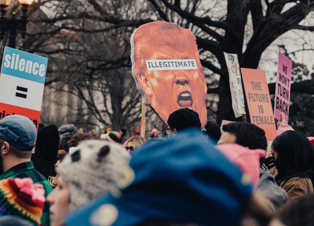 Crowds protesting the President