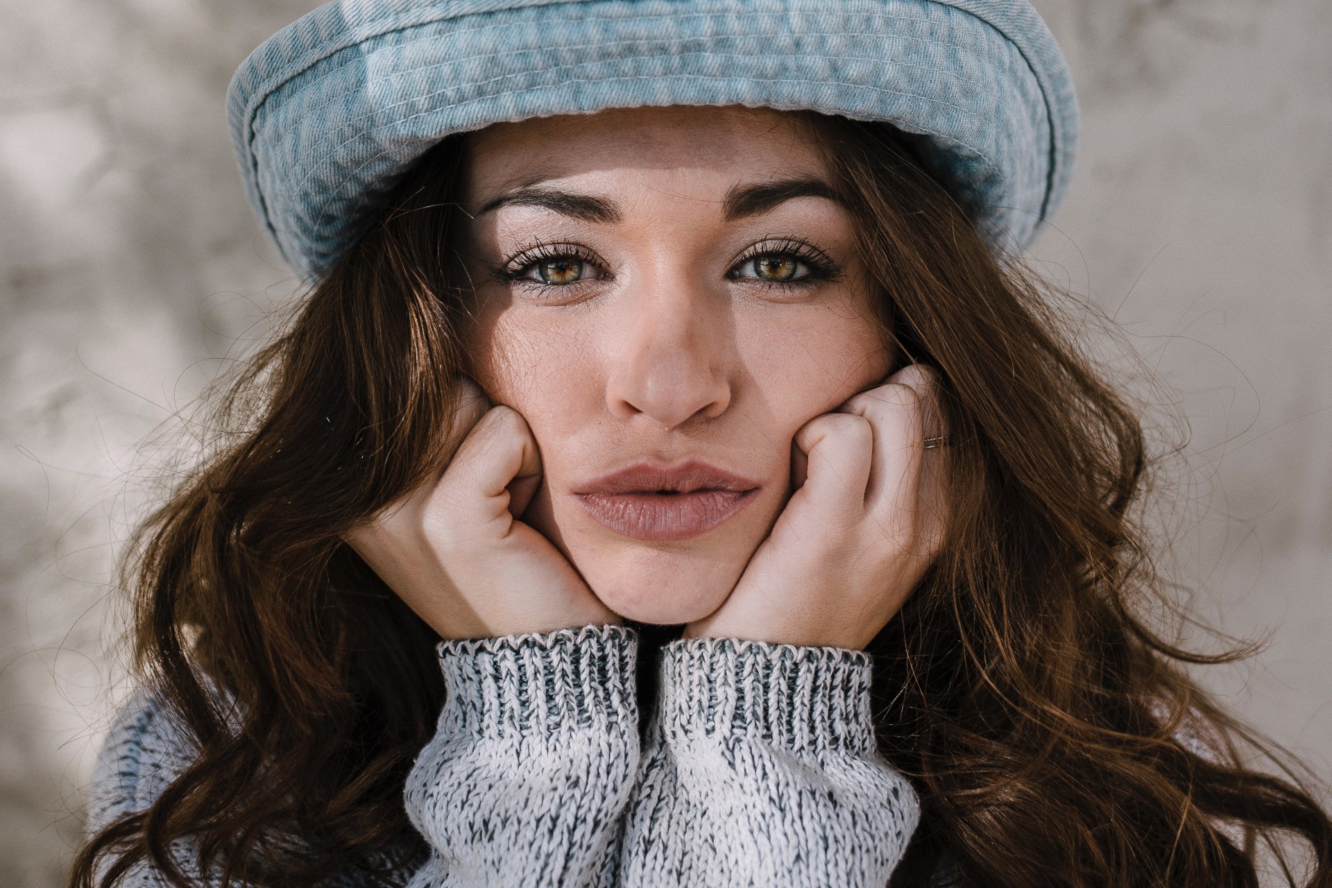 10 Things You Should Know Before Dating The Perpetually Independent Person