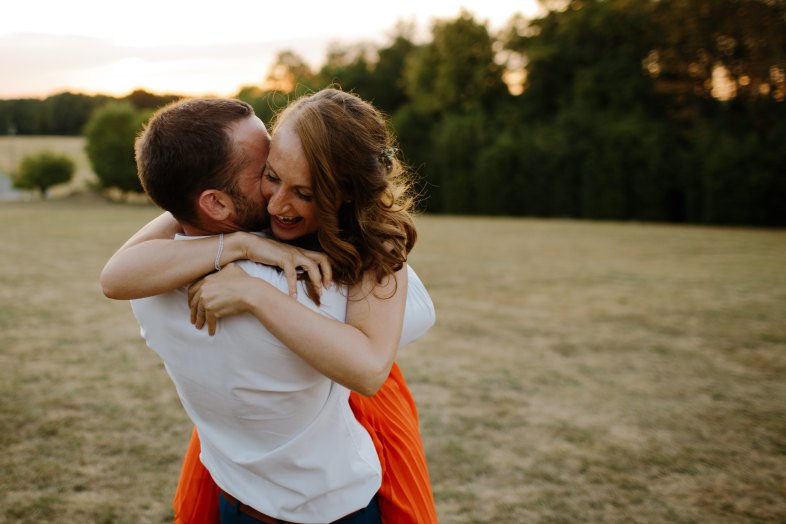 happy couple, couple hugging, date someone who chooses you