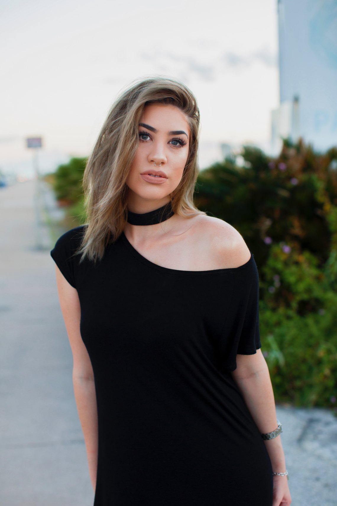 Girl looking for something serious