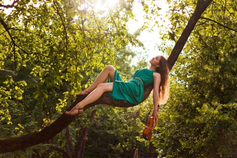 girl on tree