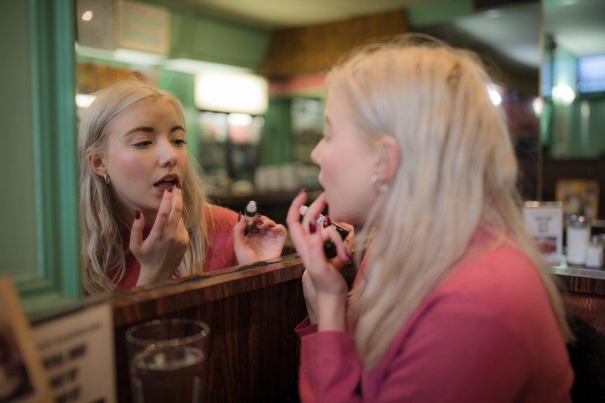 The Best Natural-Looking Makeup For Low Maintenance Girls On A Drug Store Budget