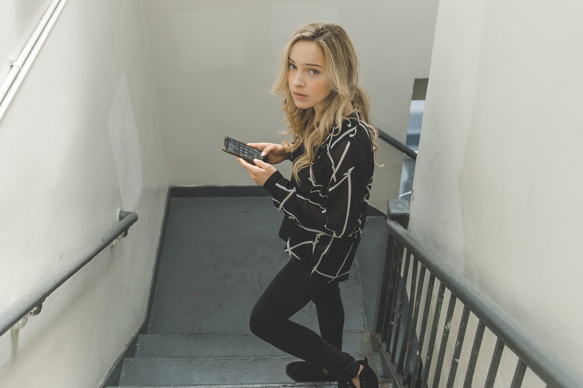 When Your Ex Texts You, Put Your Read Receipts On, And Ignore His Ass