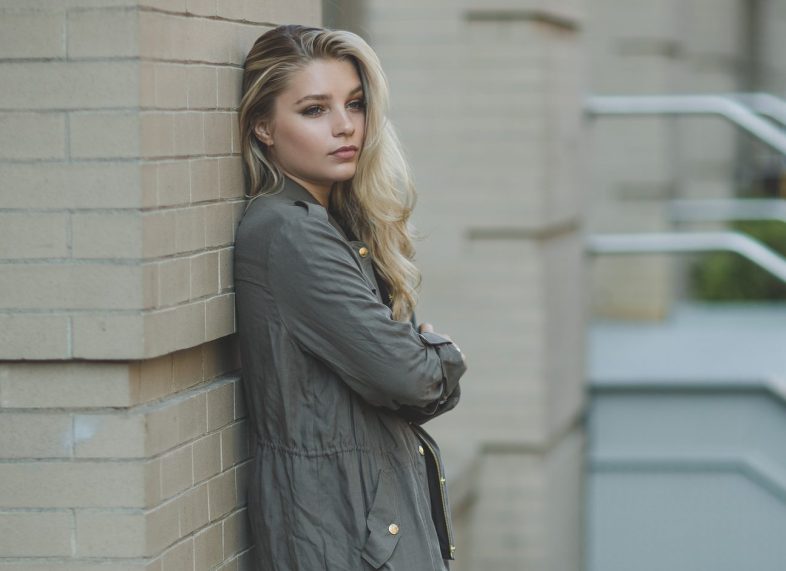 Uncomfortable girl with anxiety