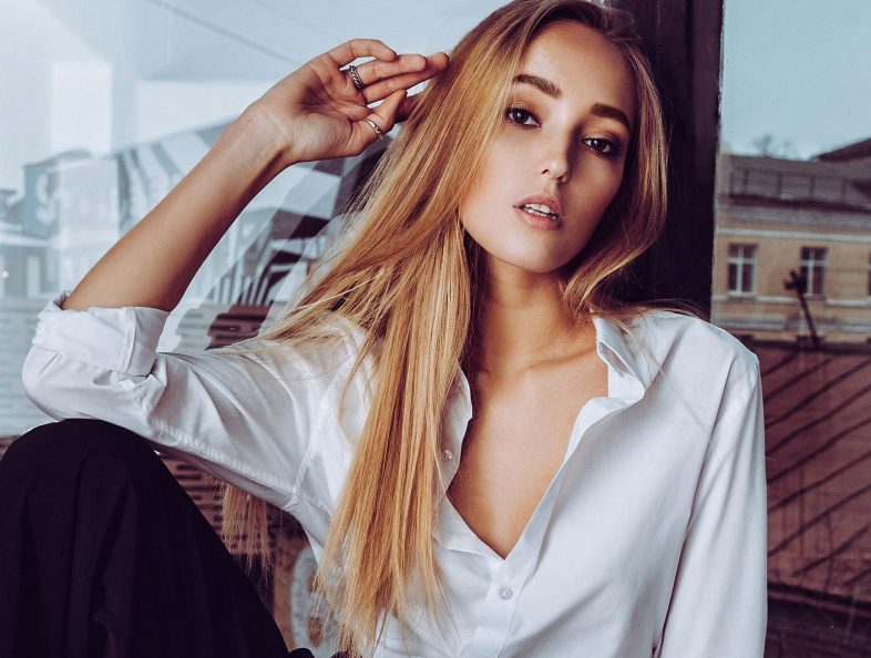 Girl who has no idea what she's doing with her life