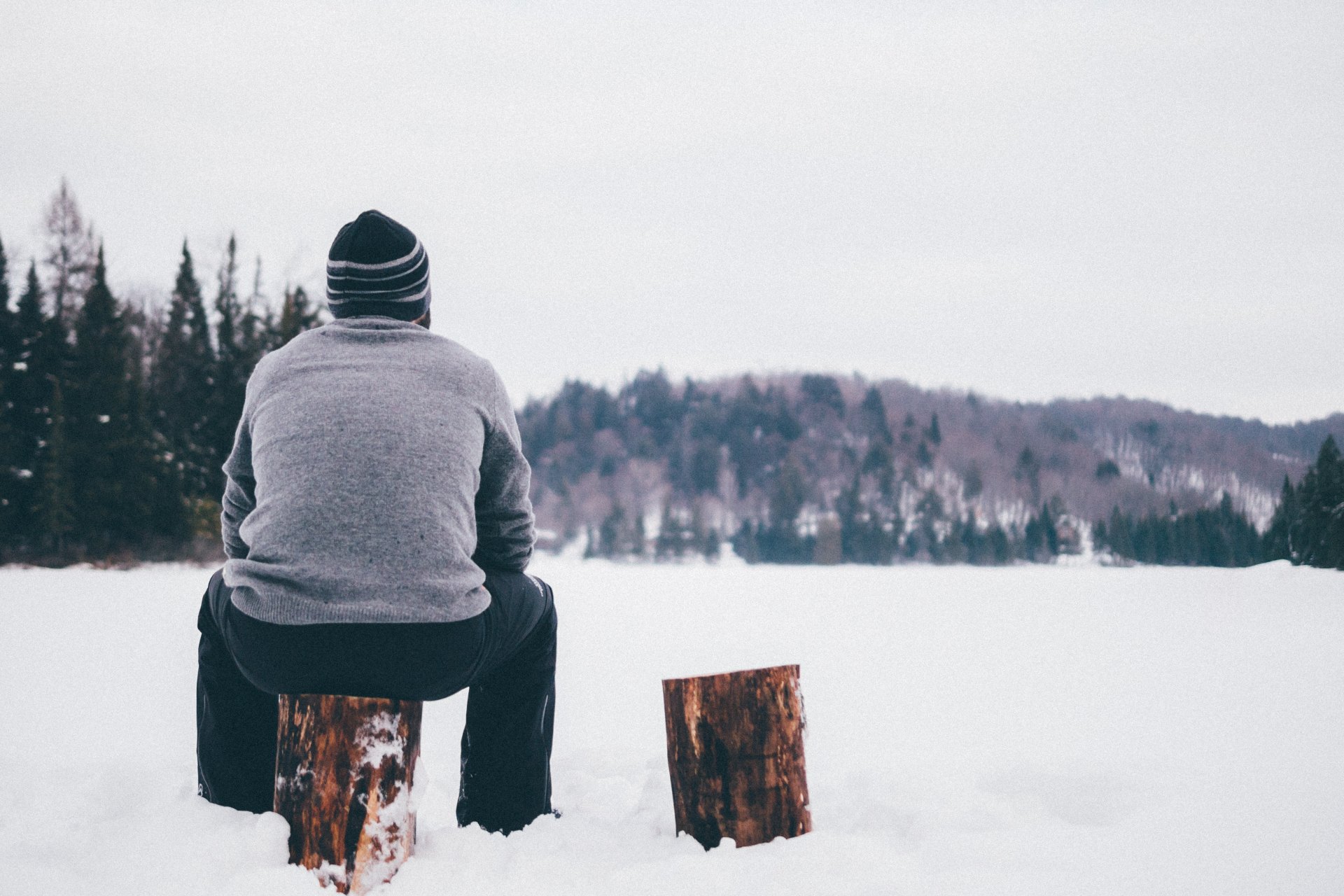 The (Intangible) Gift He Really Wants For Christmas This Year, Based On His Zodiac Sign